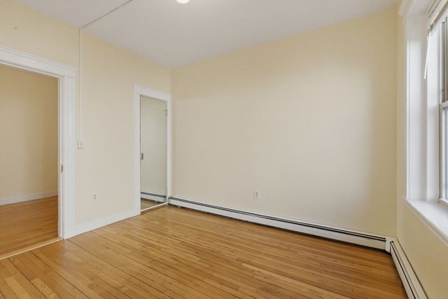 1673 Commonwealth Ave 3, Boston, MA 02135