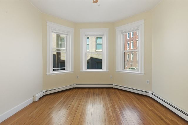 1673 Commonwealth Ave 3, Boston, MA 02135