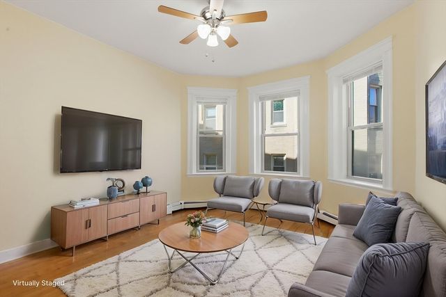 1673 Commonwealth Ave 3, Boston, MA 02135