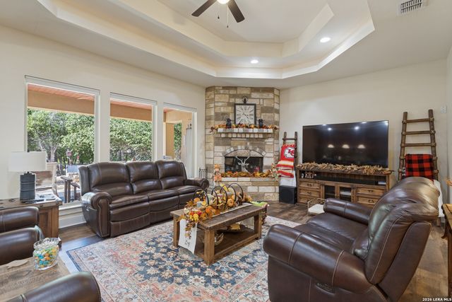 464 Upland, Canyon Lake, TX 78133