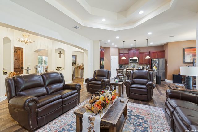 464 Upland, Canyon Lake, TX 78133