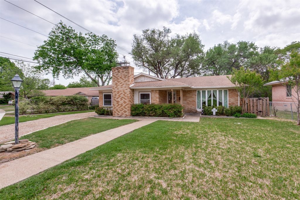 2010 Frances Drive, Garland, TX 75042