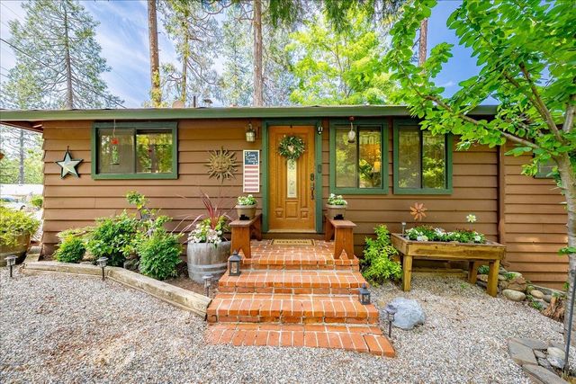 6169 Rolling Ct, Georgetown, CA 95634