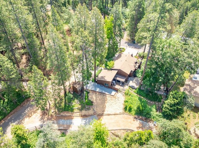6169 Rolling Ct, Georgetown, CA 95634