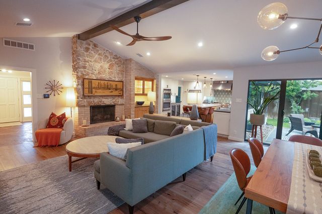 11406 Hillcrest Road, Dallas, TX 75230