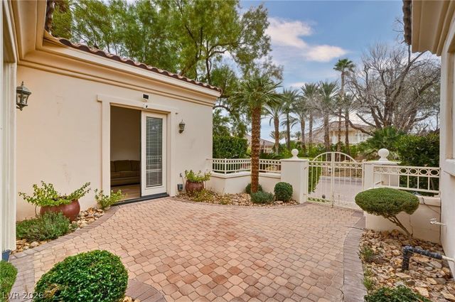 44 Caminito Amore, Henderson, NV 89011