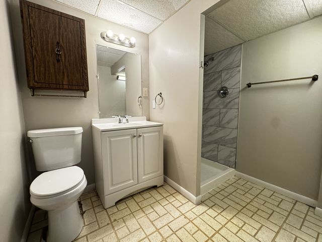 16 Somerset Road, Montgomery, IL 60538