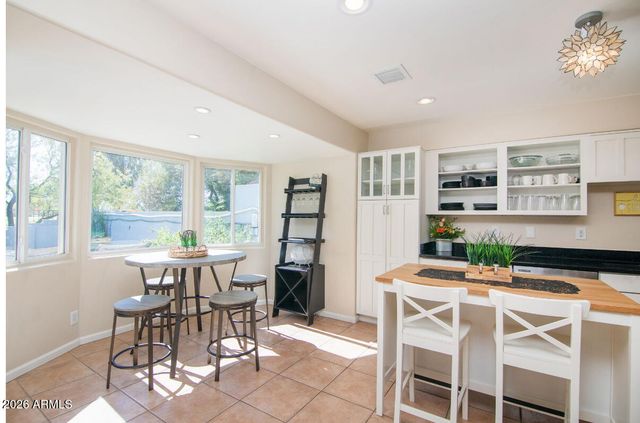 2065 E CAIRO Drive, Tempe, AZ 85282