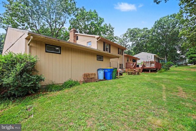 42 VEGAS DR, Hanover, PA 17331