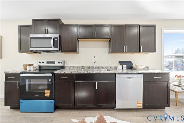 1100 Patrick St, Petersburg, VA 23803