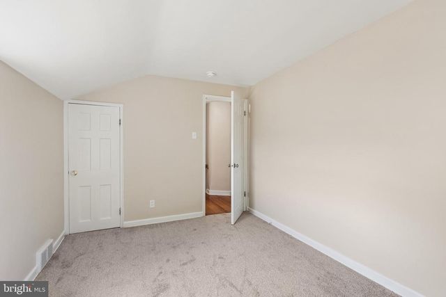15 ROSE LN, Burlington, NJ 08016