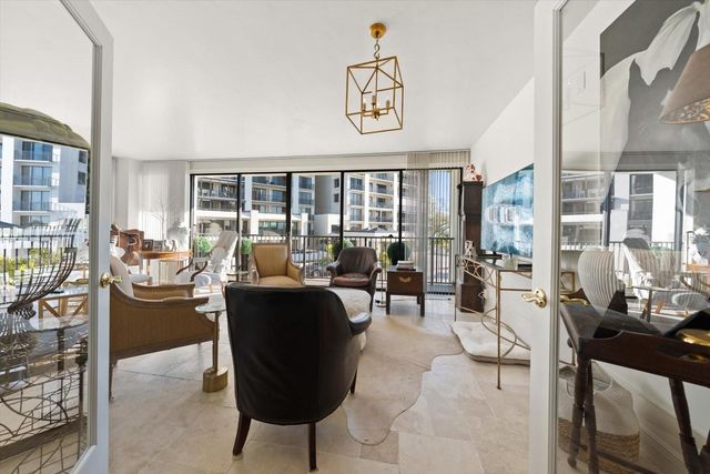 8 BELLEVIEW BOULEVARD 203, Belleair, FL 33756