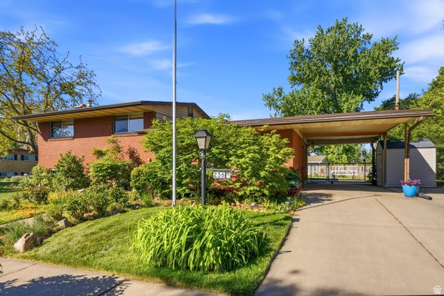 236 S 200 W, Kaysville, UT 84037