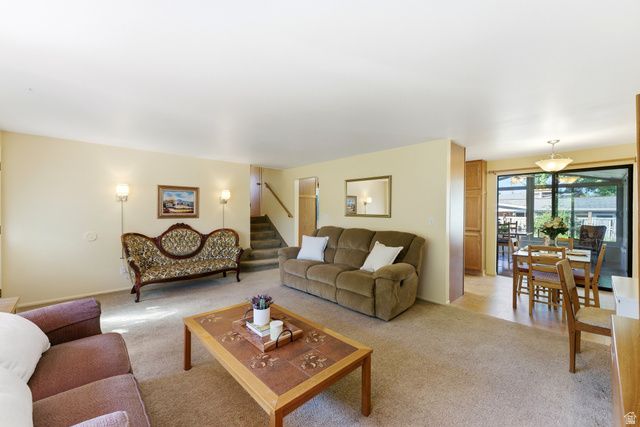 236 S 200 W, Kaysville, UT 84037