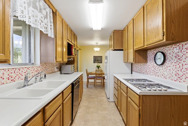 236 S 200 W, Kaysville, UT 84037