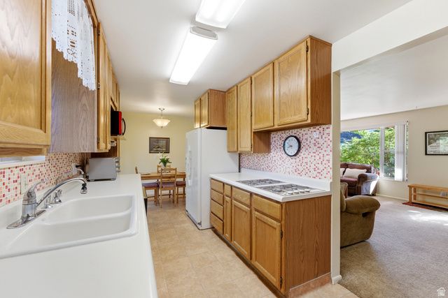 236 S 200 W, Kaysville, UT 84037