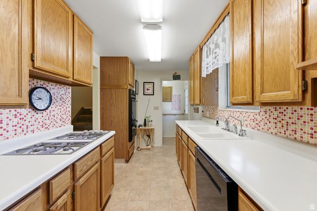 236 S 200 W, Kaysville, UT 84037