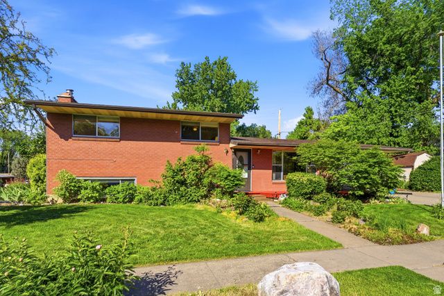 236 S 200 W, Kaysville, UT 84037