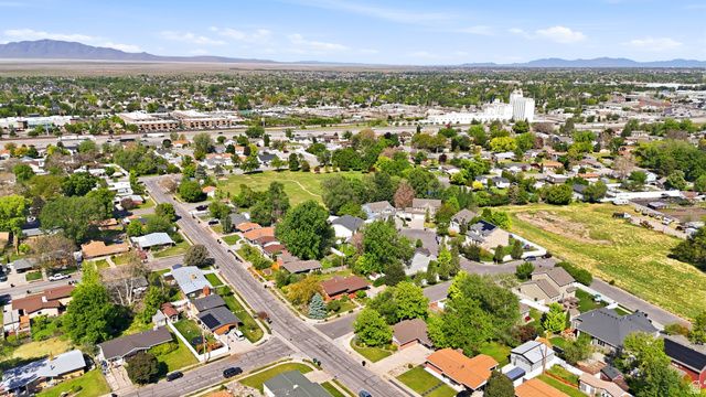 236 S 200 W, Kaysville, UT 84037