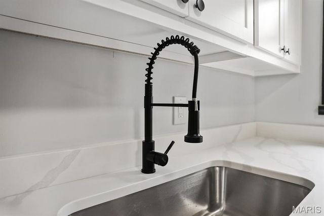 800 Babler Drive, Florissant, MO 63031