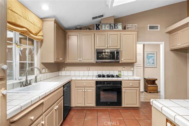 14 Knotts Glen Court, Chico, CA 95926