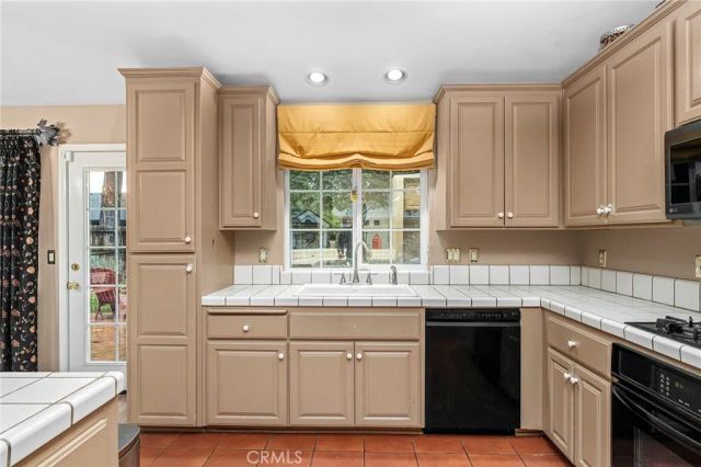 14 Knotts Glen Court, Chico, CA 95926