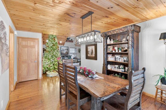 24255 State Rte 64b, Pittsburg, MO 65724