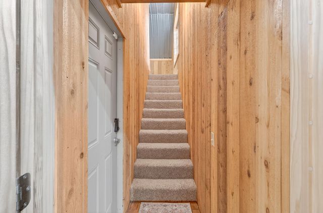 24255 State Rte 64b, Pittsburg, MO 65724