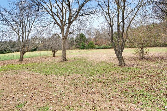 24255 State Rte 64b, Pittsburg, MO 65724