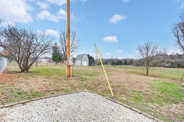 24255 State Rte 64b, Pittsburg, MO 65724