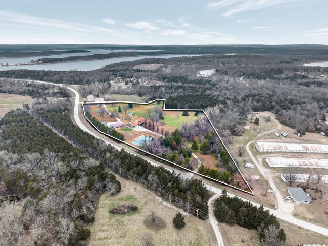 24255 State Rte 64b, Pittsburg, MO 65724