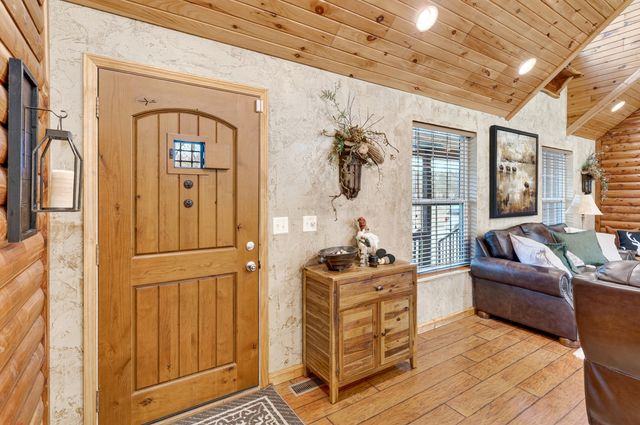 24255 State Rte 64b, Pittsburg, MO 65724