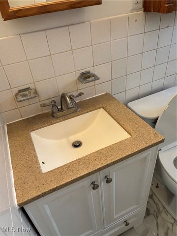 1251 E 340th Street, Eastlake, OH 44095