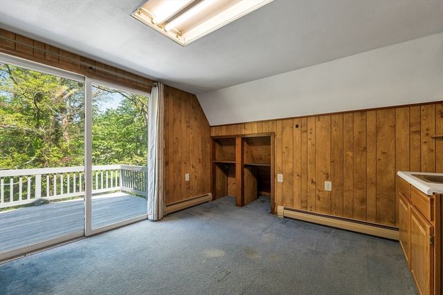 1 Muddy Pond, Kensington, NH 03833