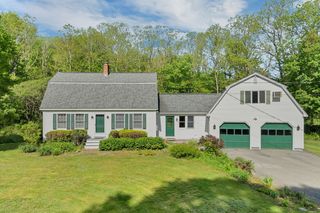 1 Muddy Pond, Kensington, NH 03833