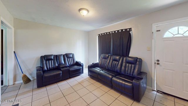 117 Gandy Circle, Long Beach, MS 39560