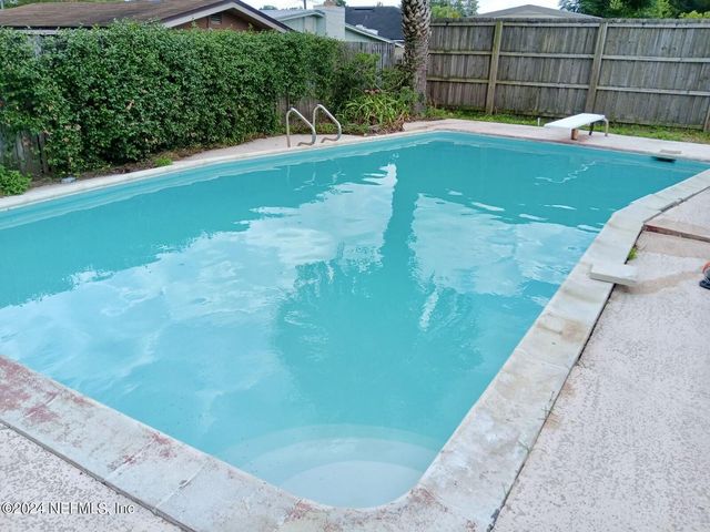 11333 AMERICANA Lane, Jacksonville, FL 32218