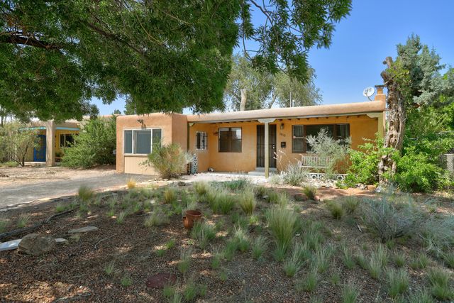 3815 Anderson Avenue SE, Albuquerque, NM 87108