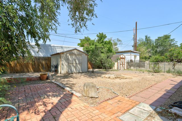 3815 Anderson Avenue SE, Albuquerque, NM 87108