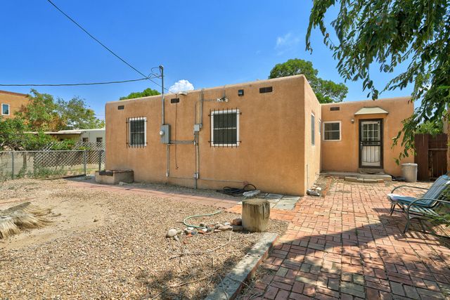 3815 Anderson Avenue SE, Albuquerque, NM 87108
