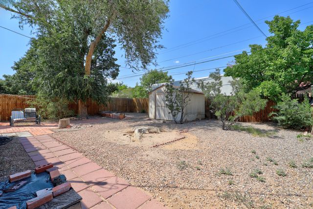 3815 Anderson Avenue SE, Albuquerque, NM 87108