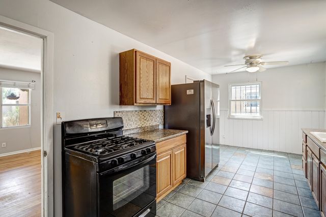 3815 Anderson Avenue SE, Albuquerque, NM 87108