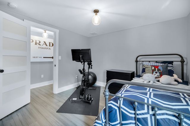 285 Old Whitfield Street, Guilford, CT 06437