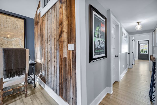 285 Old Whitfield Street, Guilford, CT 06437