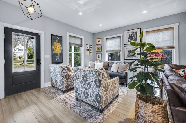 285 Old Whitfield Street, Guilford, CT 06437