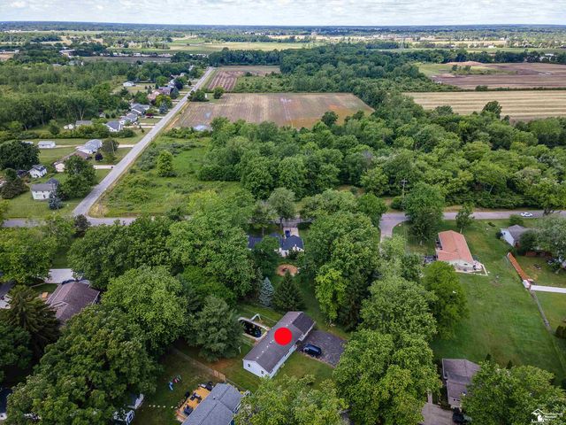 7701 Southmoor Drive, Monroe, MI 48161