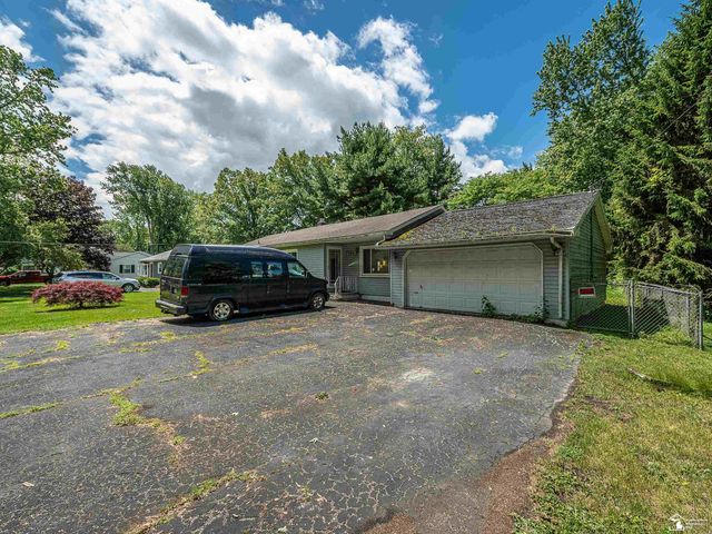 7701 Southmoor Drive, Monroe, MI 48161