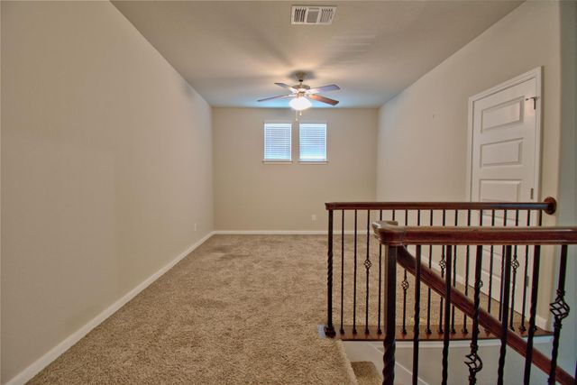 504 Hummingbird LN A, Austin, TX 78734