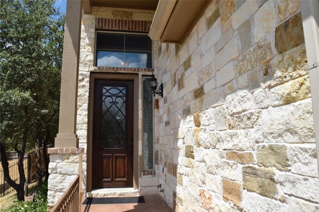 504 Hummingbird LN A, Austin, TX 78734