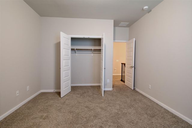 504 Hummingbird LN A, Austin, TX 78734